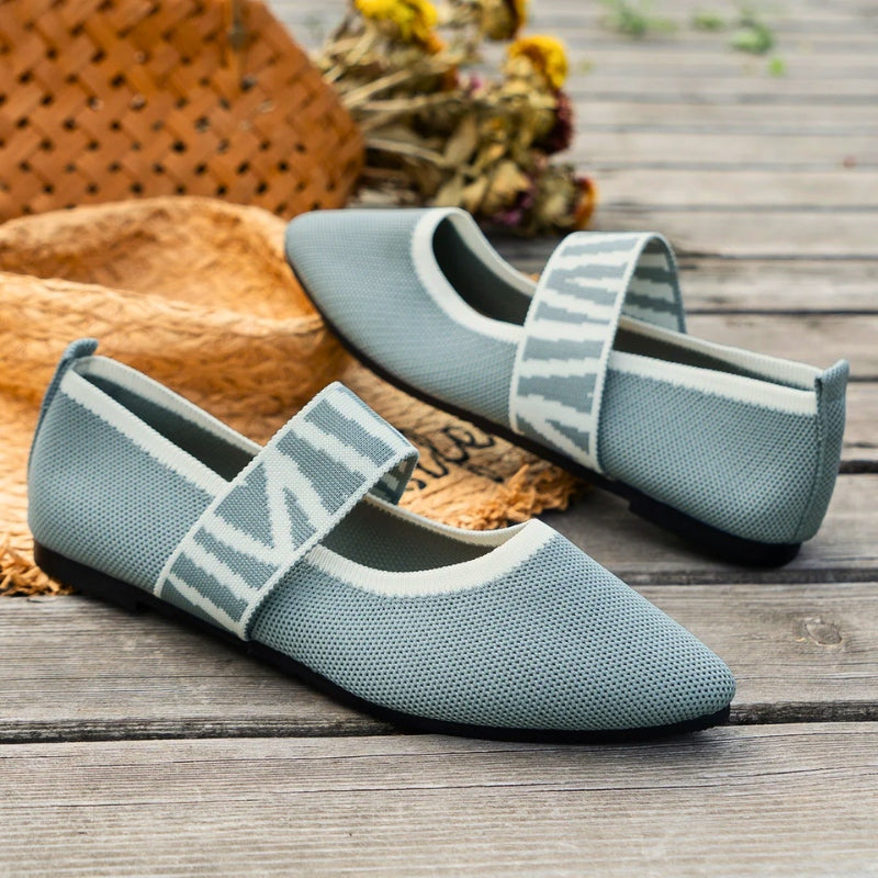 Lunera Comfort Canvas Flats (Women)