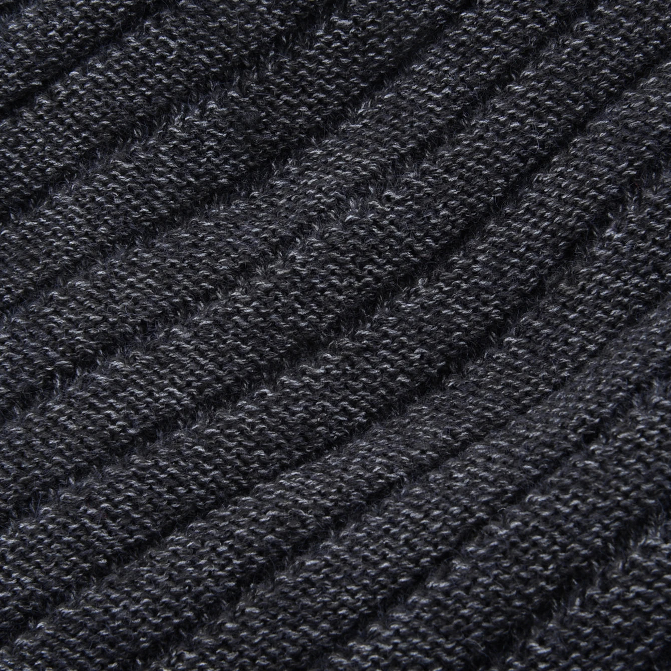 FROSTRIDGE STRIPE BEANIE - DOUBLE-LAYER WINTER HAT