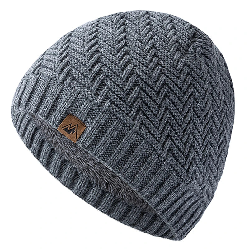 SNOWVALE KNIT BEANIE - PLUSH-LINED WINTER HAT
