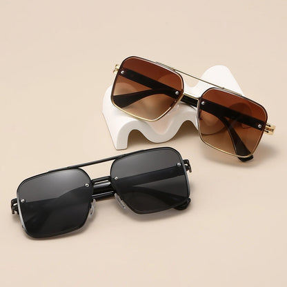 VALMONT SQUARE SUNGLASSES