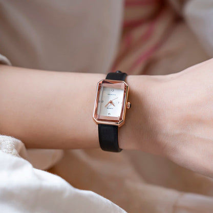 Rebirth Retro Rectangle Quartz Watch - Women's Elegant Wristwatch