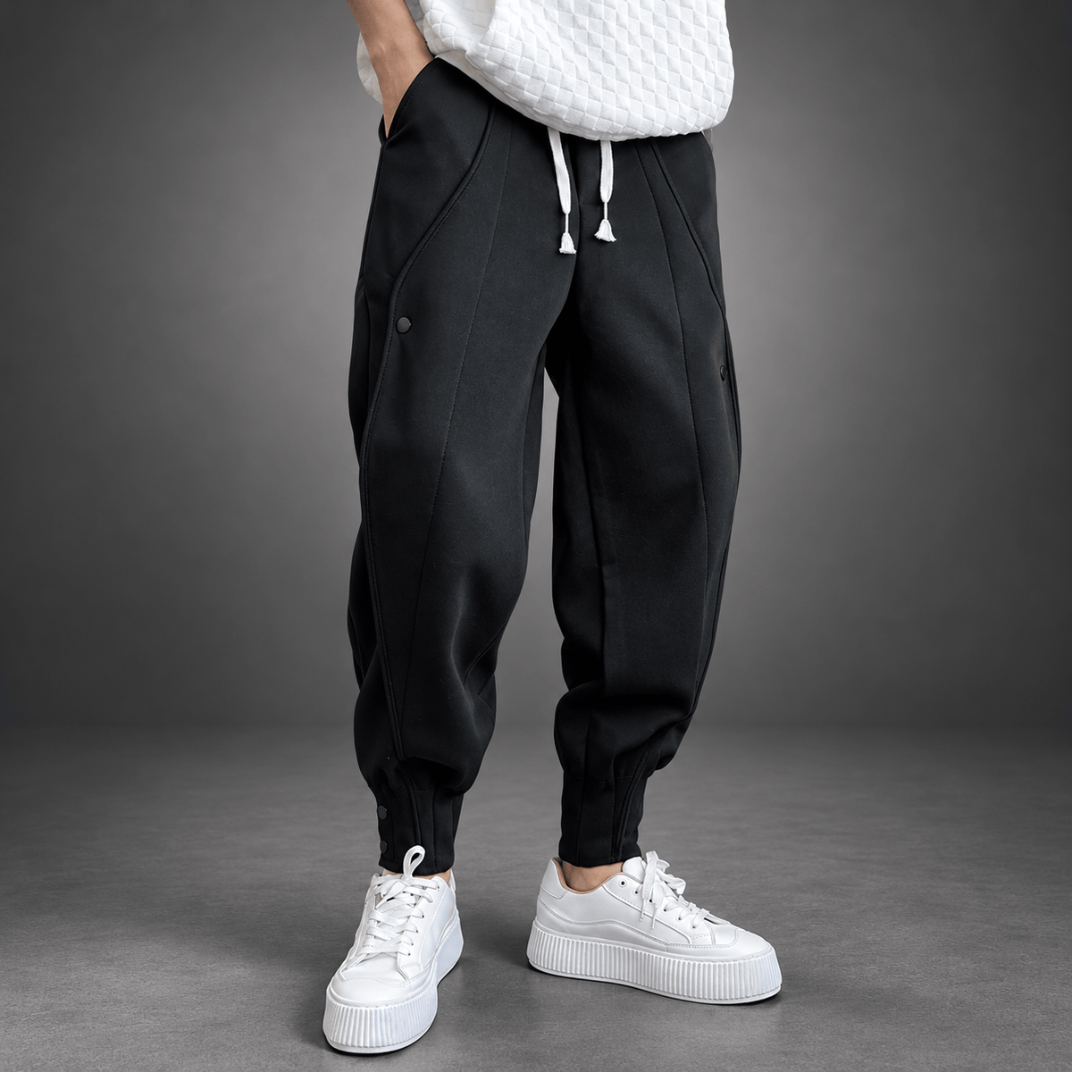 Valmero Relaxed Tapered Joggers